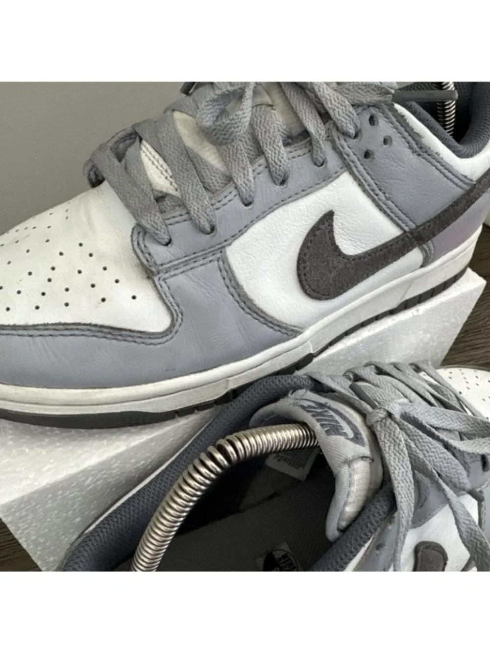 Nike Dunk Low Retro Gray & White Leather Sneakers Mens Size 8 Retro Athletic